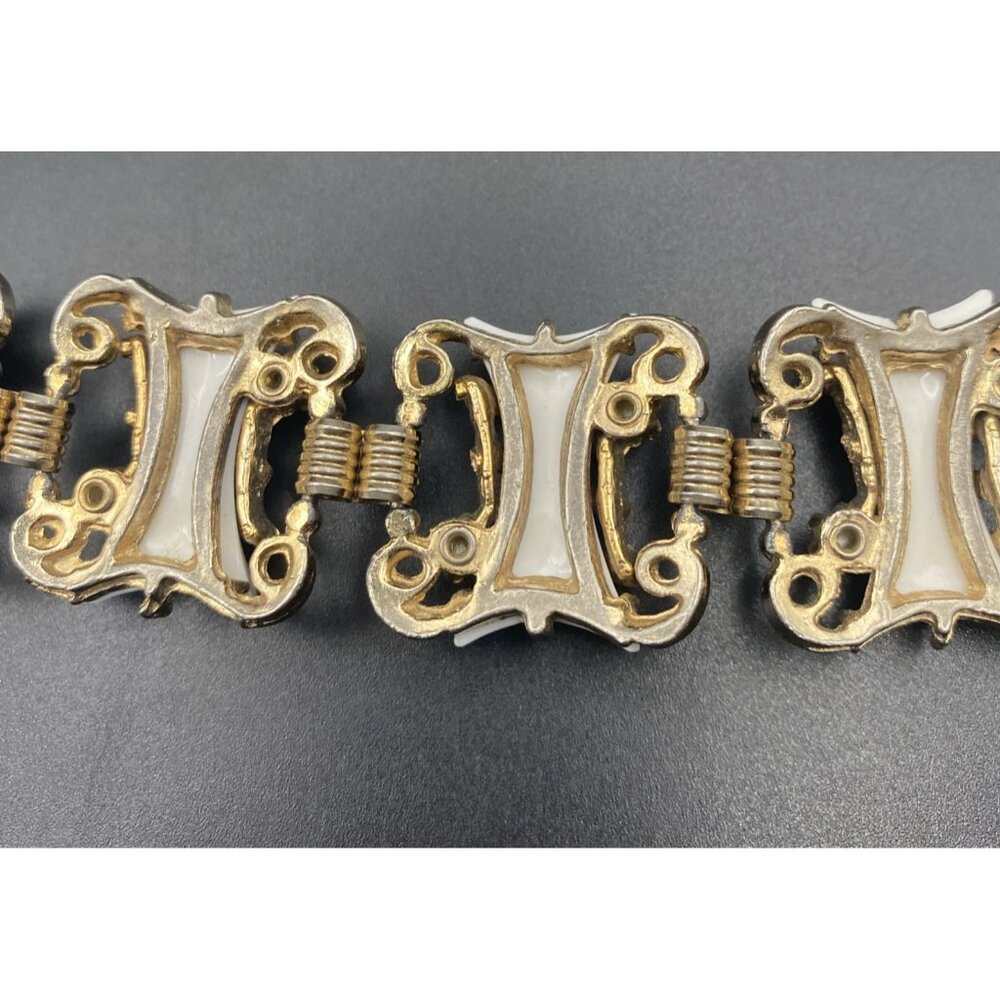 Vintage Gold Tone Link Bracelet White Opaque Plastic Faux Pearl Accent  1950-60s - Picture 8 of 9